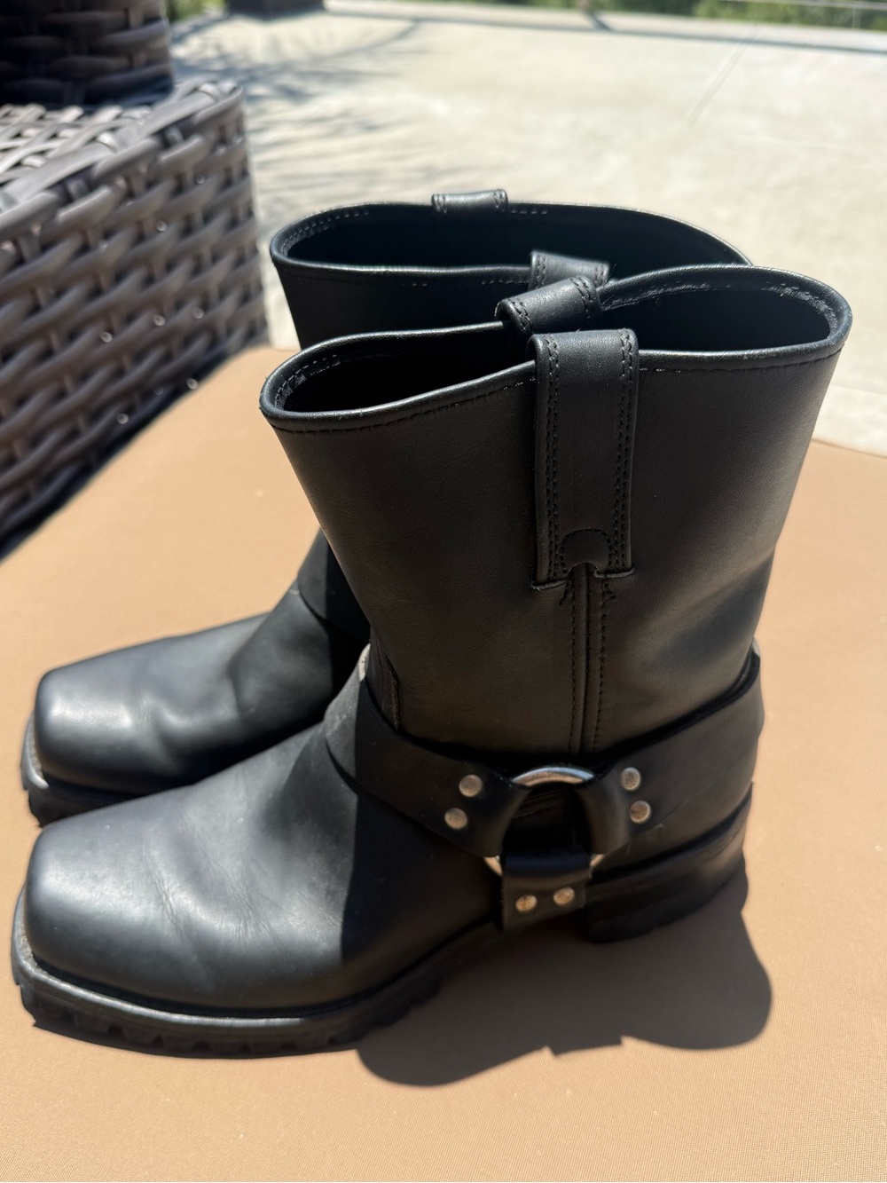 ⚜️ FRYE MENS HARNESS 8R BLACK LEATHER SIZE 10 LUG SOLE / RIDGED BOTTOM ⚜️